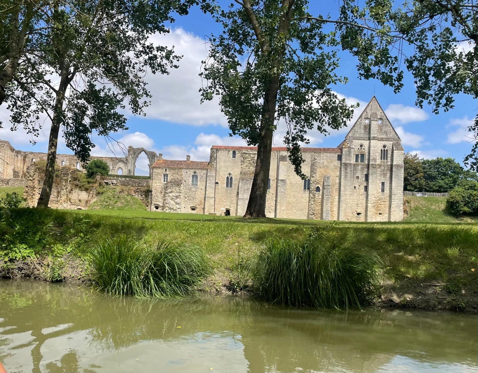 Вілла Maison De Vacances Familiale Au Coeur Du Marais Poitevin Maillezais Екстер'єр фото